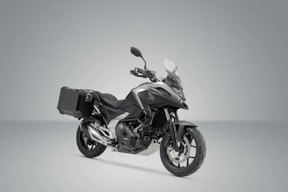 SW-Motech TRAX ADV Alukoffer-System Schwarz. 37/37 l. Honda NC750X/XD (20-). Wochenendangebot