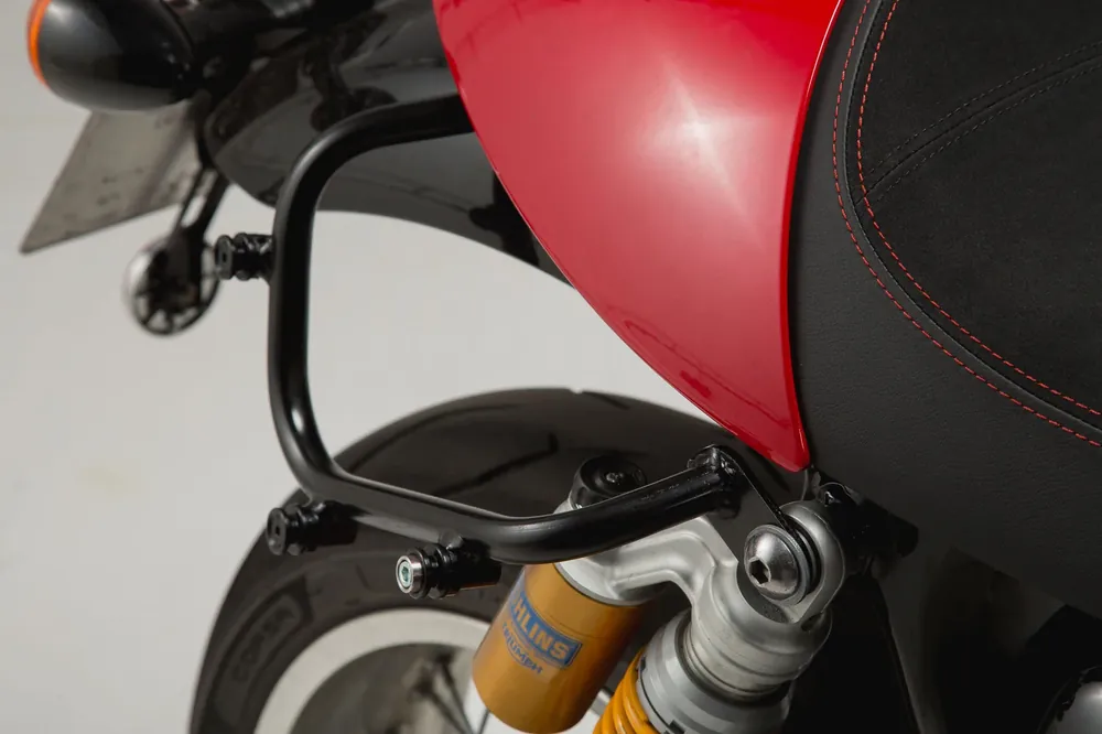 Sonderaktion SW-Motech SLC Seitenträger links Triumph Thruxton 1200/R (16-19), TFC (18-).